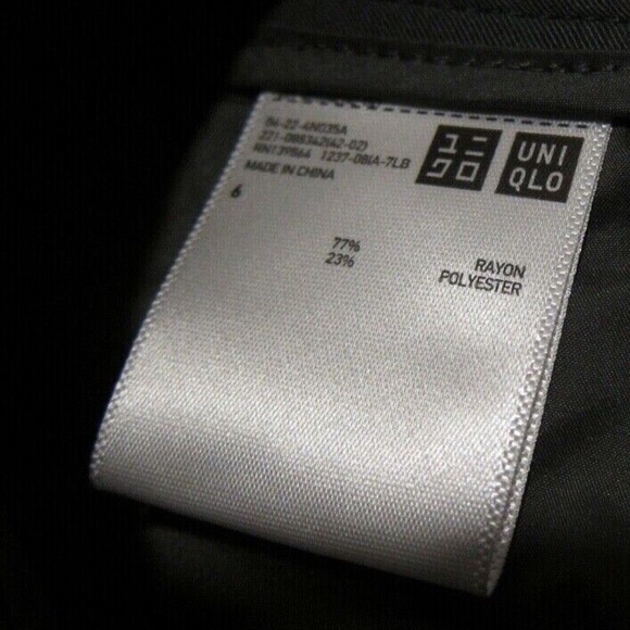 Uniqlo Green Pleated Casual Rayon Shorts - Picture 3 of 3